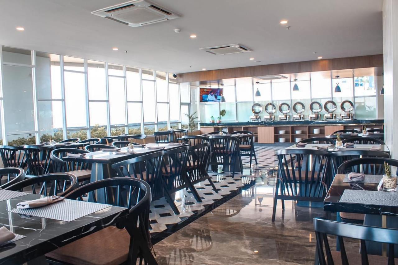 Bess Mansion Hotel Surabaya Wonotjolo 외부 사진