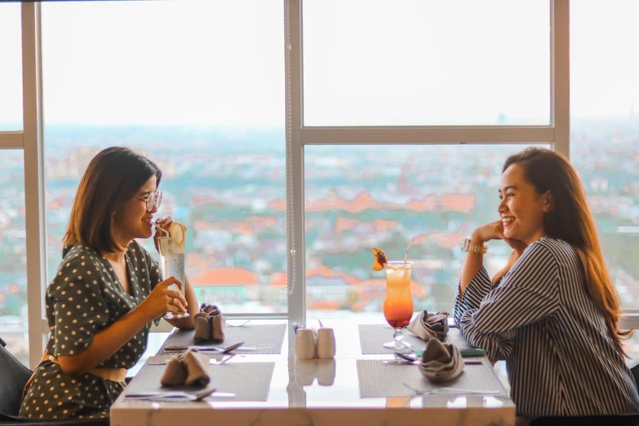 Bess Mansion Hotel Surabaya Wonotjolo 외부 사진