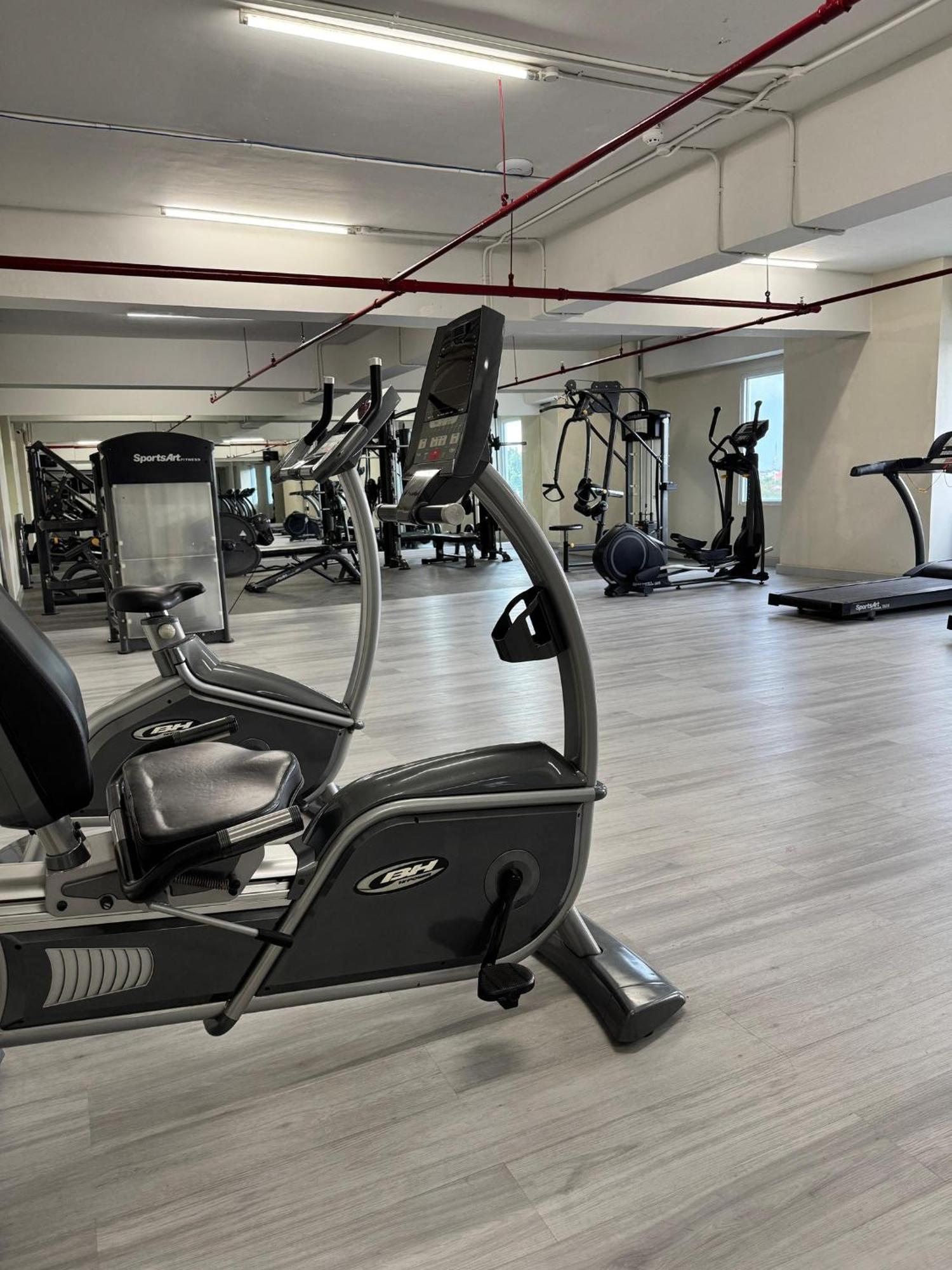 Bess Mansion Hotel Surabaya Wonotjolo 외부 사진