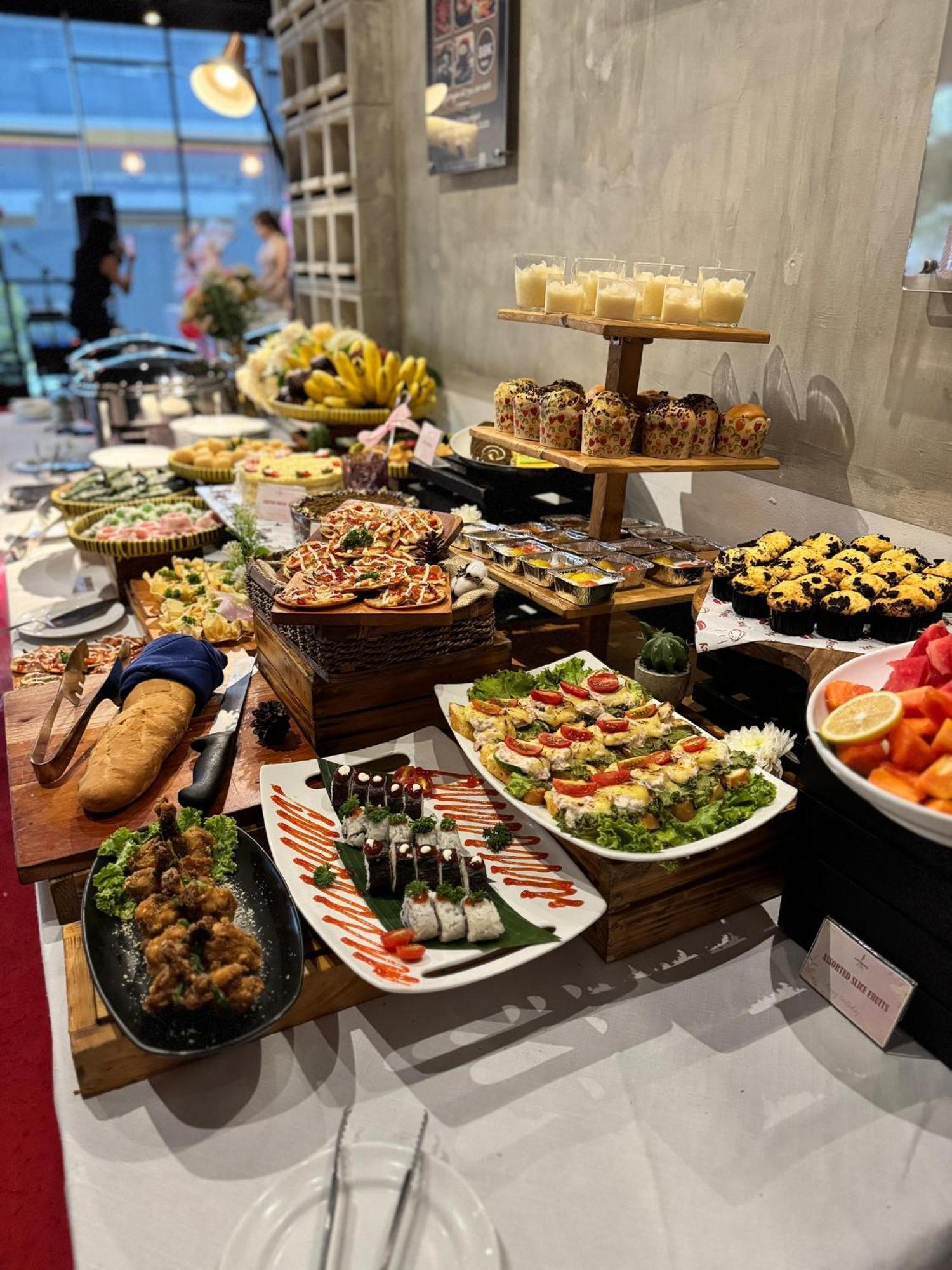 Bess Mansion Hotel Surabaya Wonotjolo 외부 사진